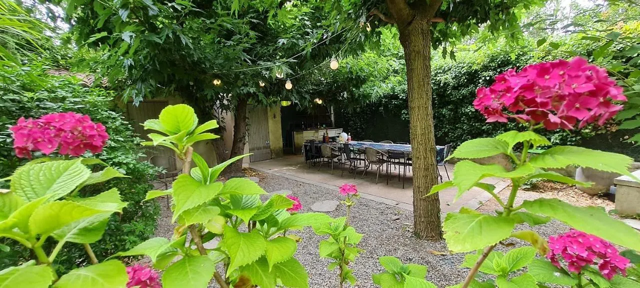 Guest house Villa Aigarden Maison D'Hotes Avignon
